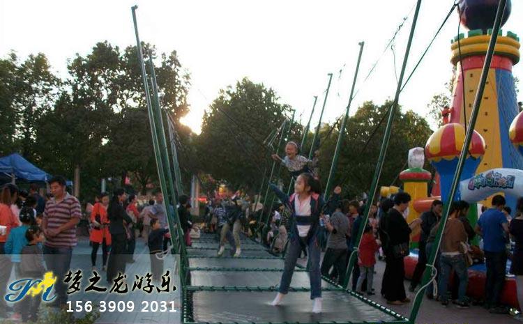 公園游樂場(chǎng)設(shè)備